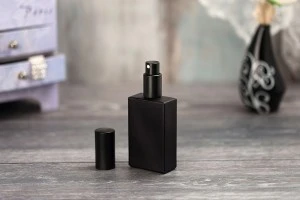 Φιάλη αρωματοποιίας 50 ml σε μαύρο (18/415)-6