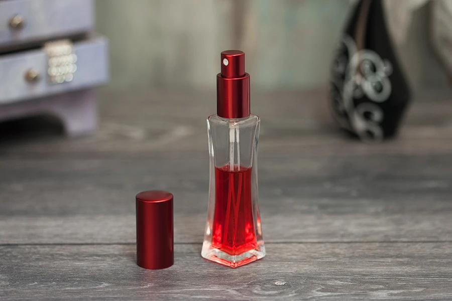 25ml perfume bottle with extended length (18/145) 25ml perfume bottle with extended length (18/145)