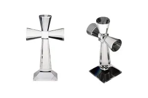 Croix en cristal avec socle d'une hauteur de 17 cm-1