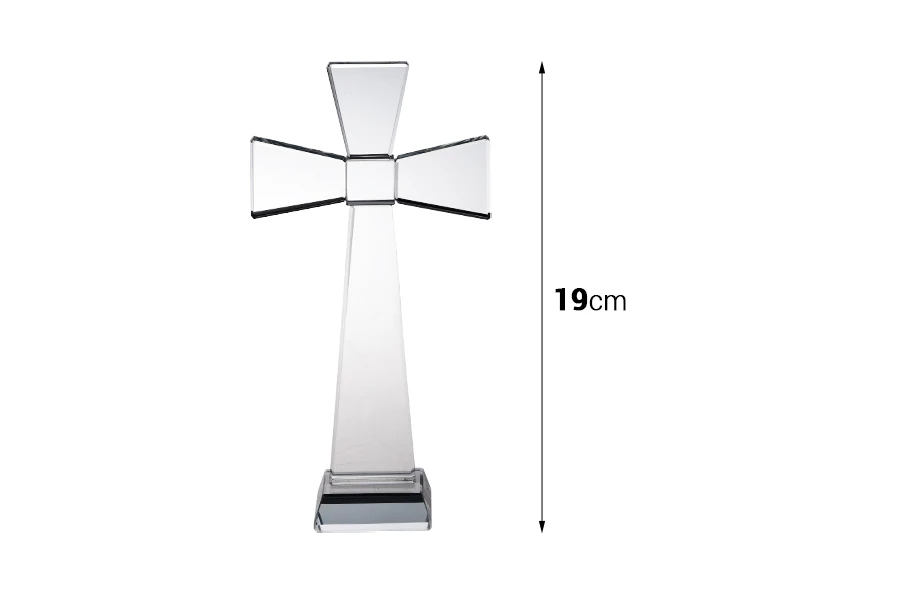 Crystal standing cross - height 19 cm Crystal standing cross - height 19 cm
