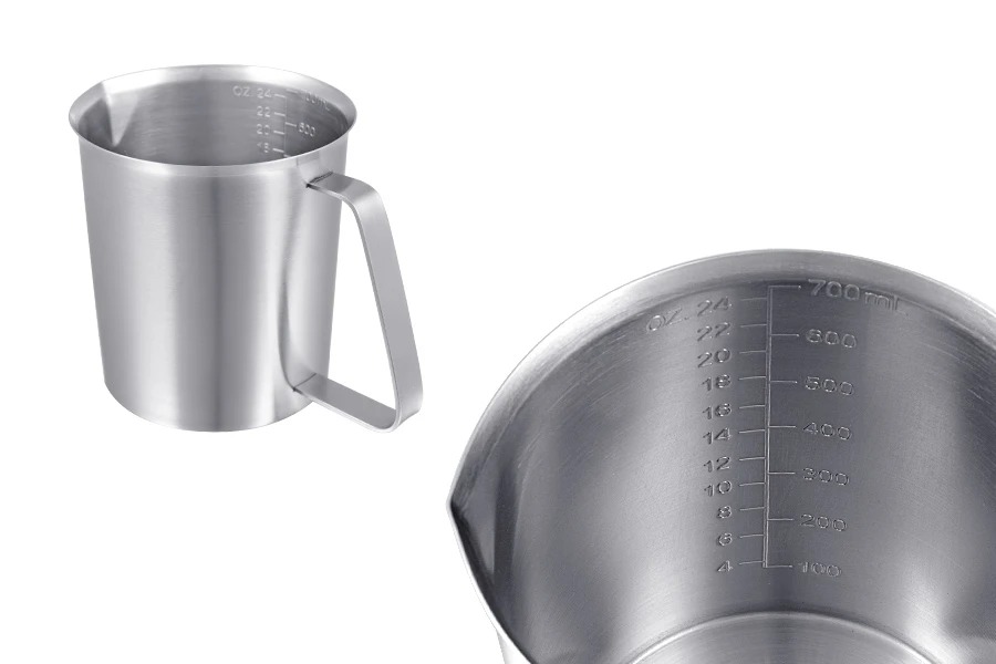 Σκεύος ανοξείδωτο (inox) 700 ml με διαβάθμιση και χερούλι Σκεύος ανοξείδωτο (inox) 700 ml με διαβάθμιση και χερούλι