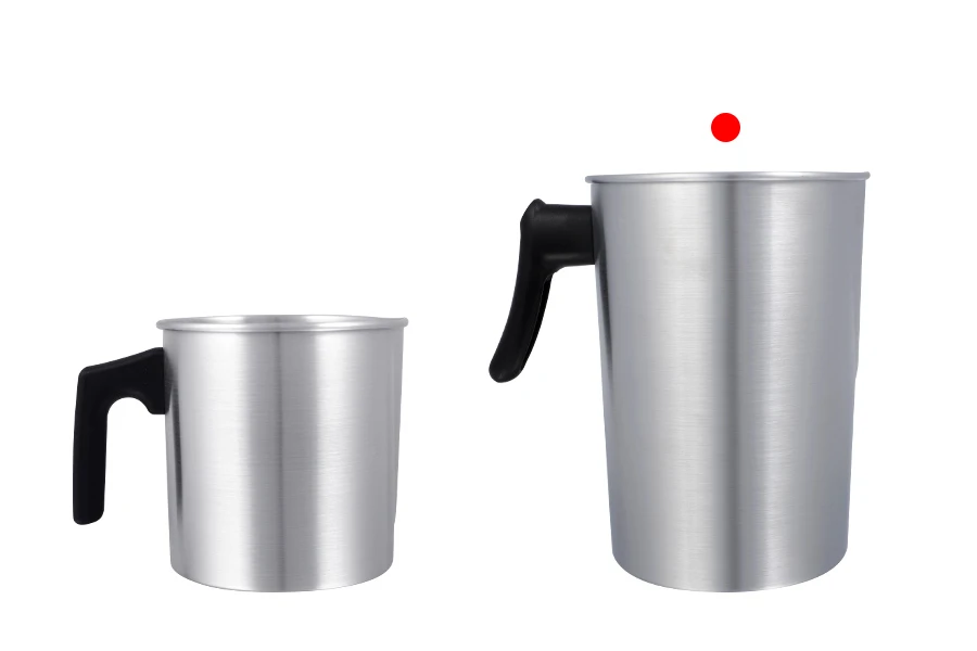 Ustensile en aluminium de 2600 ml avec poignée Ustensile en aluminium de 2600 ml avec poignée