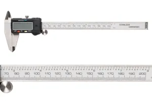 Electronic digital caliper with measuring range 200 mm-2