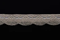 Self-adhesive lace tape in beige color, width 20 mm - length 4,6 meters each piece-image_product