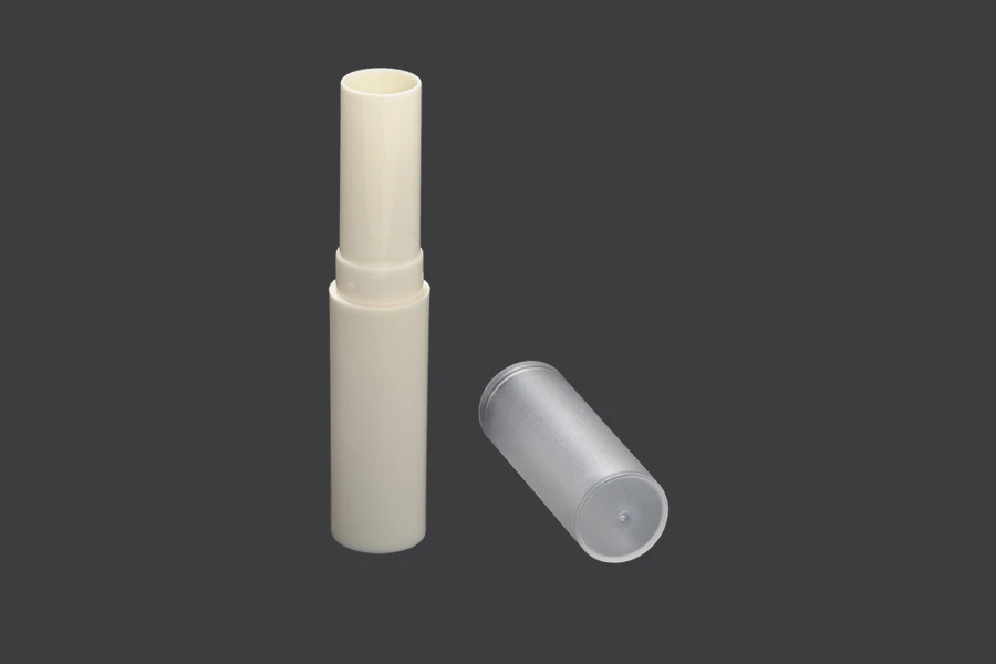 Θήκη για lip balm σε χρώμα κρεμ με διάφανο καπάκι Θήκη για lip balm σε χρώμα κρεμ με διάφανο καπάκι