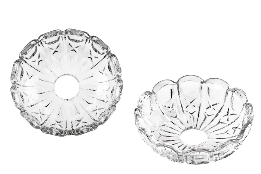 Piatto portacandele con bucco al centro (26mm) per candelieri e lampadari.