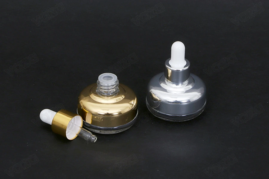 Bottiglietta da 20 ml in vetro con contagocce e gocciolatoio. Bottiglietta da 20 ml in vetro con contagocce e gocciolatoio.-εικόνα_σύνθεση
