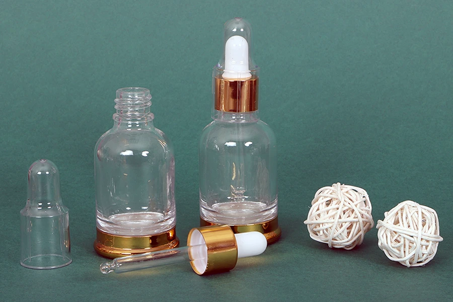Μπουκαλάκι 30 ml γυάλινο με σταγονόμετρο και διάφανο καπάκι Μπουκαλάκι 30 ml γυάλινο με σταγονόμετρο και διάφανο καπάκι
