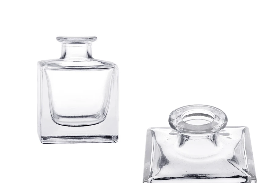 Μπουκαλάκι γυάλινο 60 ml τετράγωνο Φ 15.5 για ποτά Μπουκαλάκι γυάλινο 60 ml τετράγωνο Φ 15.5 για ποτά