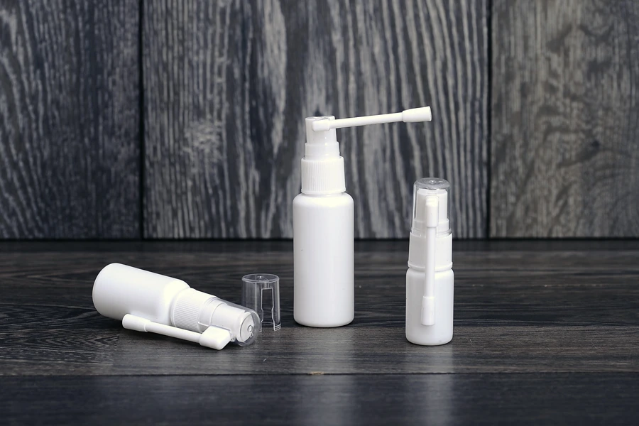 Flacon en plastique de 10 ml avec pompe de pulvérisation locale pour usage pharmaceutique - 12 pcs