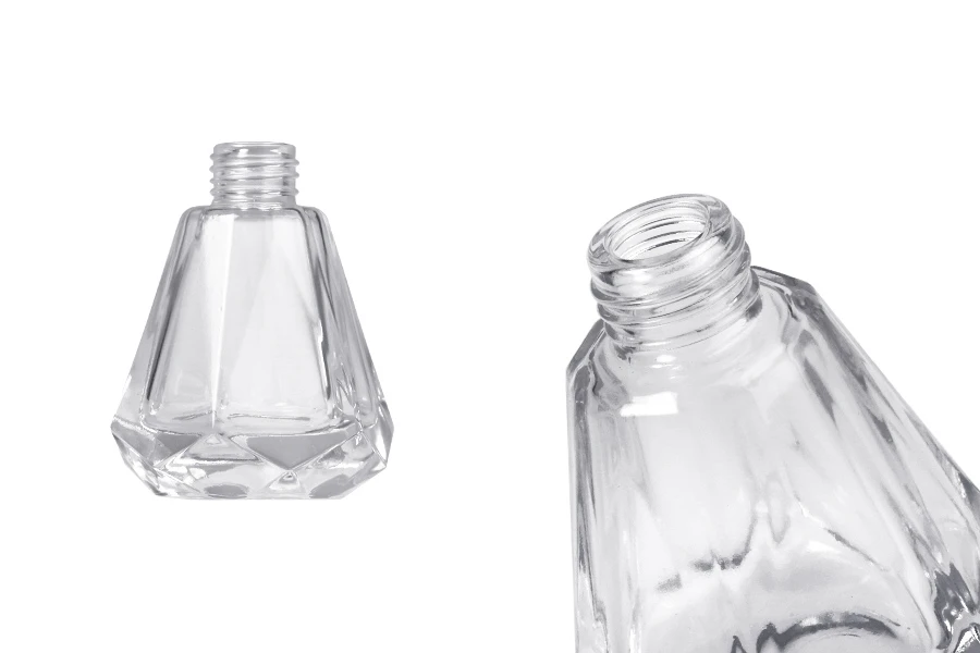 Μπουκαλάκι γυάλινο 60 ml κατάλληλο για αρωματικό χώρου Μπουκαλάκι γυάλινο 60 ml κατάλληλο για αρωματικό χώρου