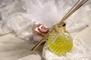 Cylindrical 100ml glass diffuser bottle with PP28 finish-5