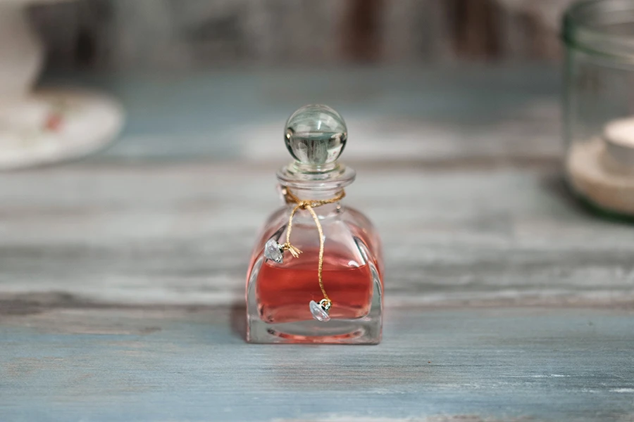 Flacon en verre carré de 50ml