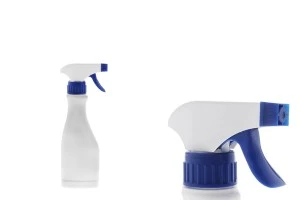 Flacon en plastique de 250 ml avec pompe pour la pulvérisation-1