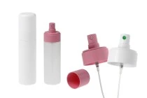 Bottiglia in plastica da 125 ml con spray per sostanze oleose leggere e tappo a vite Bottiglia in plastica da 125 ml con spray per sostanze oleose leggere e tappo a vite