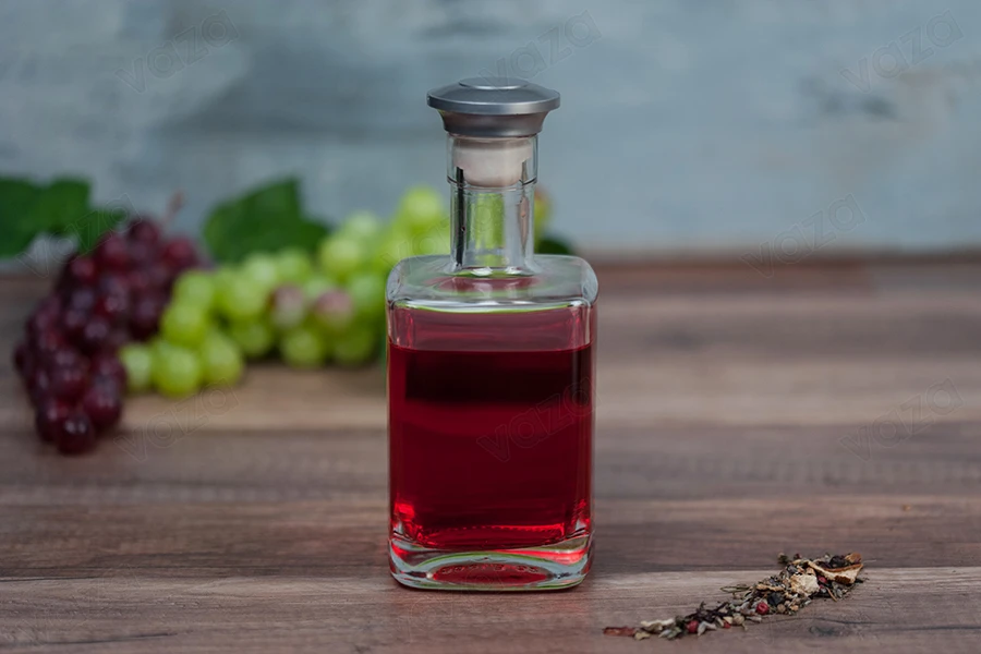 Тετράγωνο Κομψό μπουκάλι για λάδι και ποτά 500 ml-