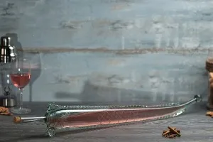 Handgemachte Flasche in die Form eines Störs aus mundgeblasenem Glas 70cm mit Naturkorken-3
