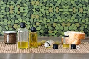 Bottle of olive oil 100 ml glass transparent-3