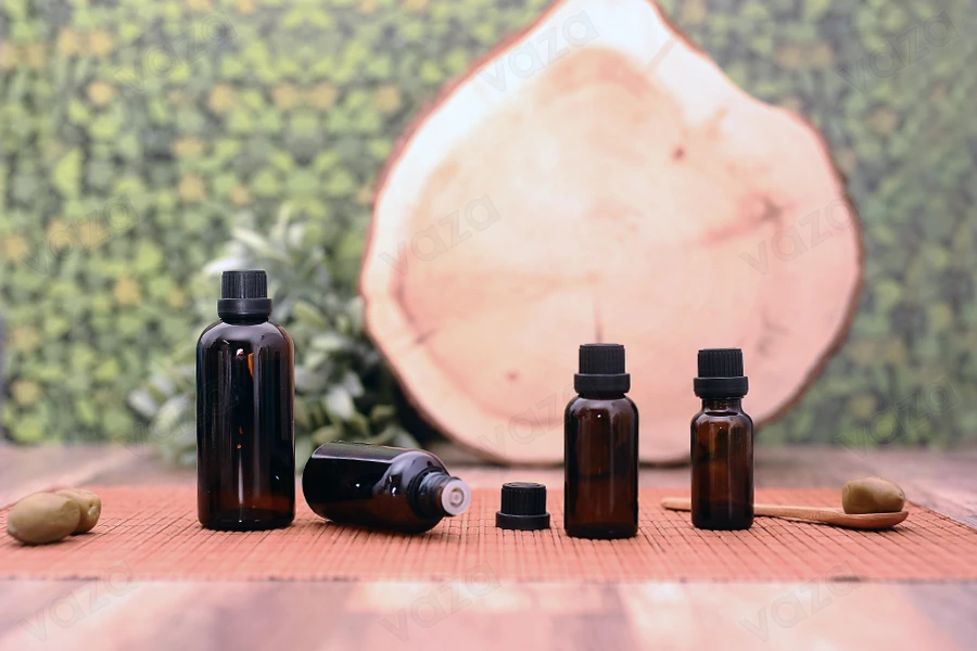 Petite bouteille en verre ambré pour huile d’olive de 100 ml-