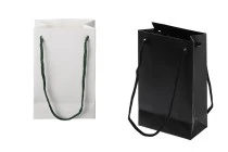 Σακούλα δώρου χάρτινη 110x60x180 mm με κορδόνι - 20 τμχ Σακούλα δώρου χάρτινη 110x60x180 mm με κορδόνι - 20 τμχ