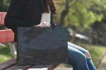 Σακούλα δώρου χάρτινη 370x130x280 mm Σακούλα δώρου χάρτινη 370x130x280 mm