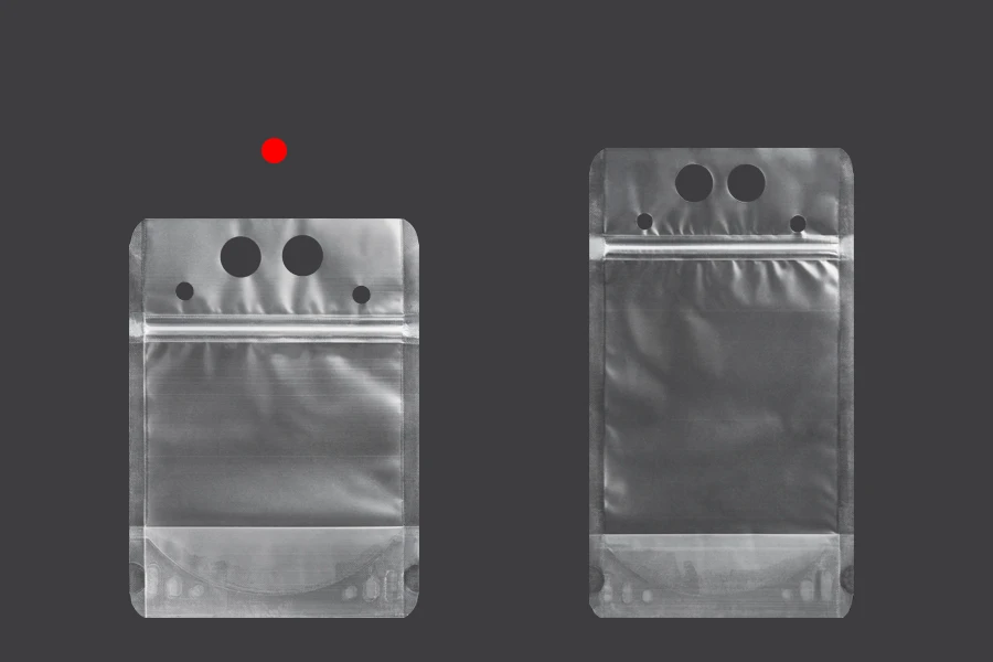 Συσκευασία τύπου Doy Pack 250 ml διάφανη με κλείσιμο zip και τρύπες για καλαμάκι και μεταφορά - 50 τμχ Συσκευασία τύπου Doy Pack 250 ml διάφανη με κλείσιμο zip και τρύπες για καλαμάκι και μεταφορά - 50 τμχ