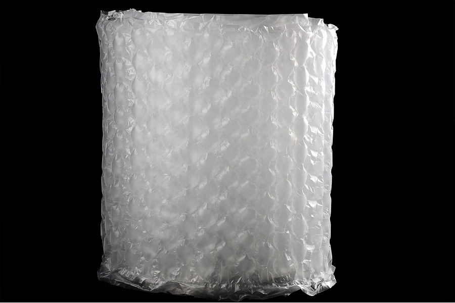 Papier bulle de 30 mm. Se vend par pièce d'une longueur de 18m de long et d'une largeur de 330mm Papier bulle de 30 mm. Se vend par pièce d'une longueur de 18m de long et d'une largeur de 330mm-photo_groupe