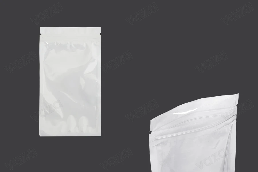 Sachets en plastique 90 x 160 mm avec fermeture éclair, dos blanc et face transparente - 100 pcs Sachets en plastique 90 x 160 mm avec fermeture éclair, dos blanc et face transparente - 100 pcs-