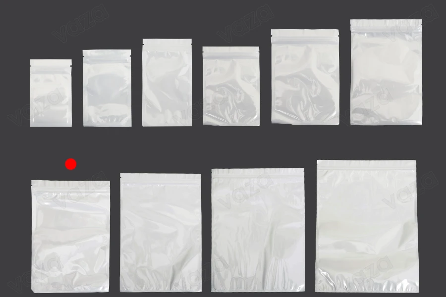 Σακουλάκια πλαστικά 180x260 mm με κλείσιμο zip, λευκή πίσω όψη και διάφανο μπροστά - 100 τμχ-εικόνα_σύνθεση