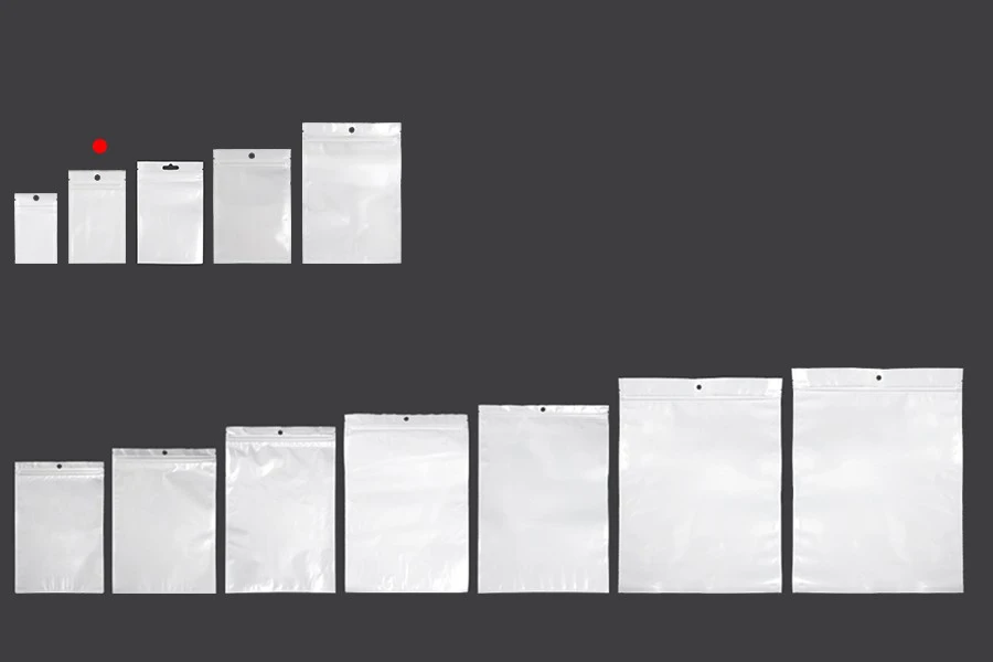 Σακουλάκια πλαστικά με κλείσιμο zip 80x130 mm, λευκή πίσω όψη και διάφανο μπροστά, με τρύπα και δυνατότητα σφράγισης με θερμοκόλληση - 100 τμχ Σακουλάκια πλαστικά με κλείσιμο zip 80x130 mm, λευκή πίσω όψη και διάφανο μπροστά, με τρύπα και δυνατότητα σφράγισης με θερμοκόλληση - 100 τμχ