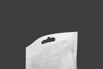 Σακουλάκια πλαστικά με κλείσιμο zip 90x140 mm, λευκή πίσω όψη και διάφανο μπροστά, με τρύπα και δυνατότητα σφράγισης με θερμοκόλληση - 100 τμχ Σακουλάκια πλαστικά με κλείσιμο zip 90x140 mm, λευκή πίσω όψη και διάφανο μπροστά, με τρύπα και δυνατότητα σφράγισης με θερμοκόλληση - 100 τμχ