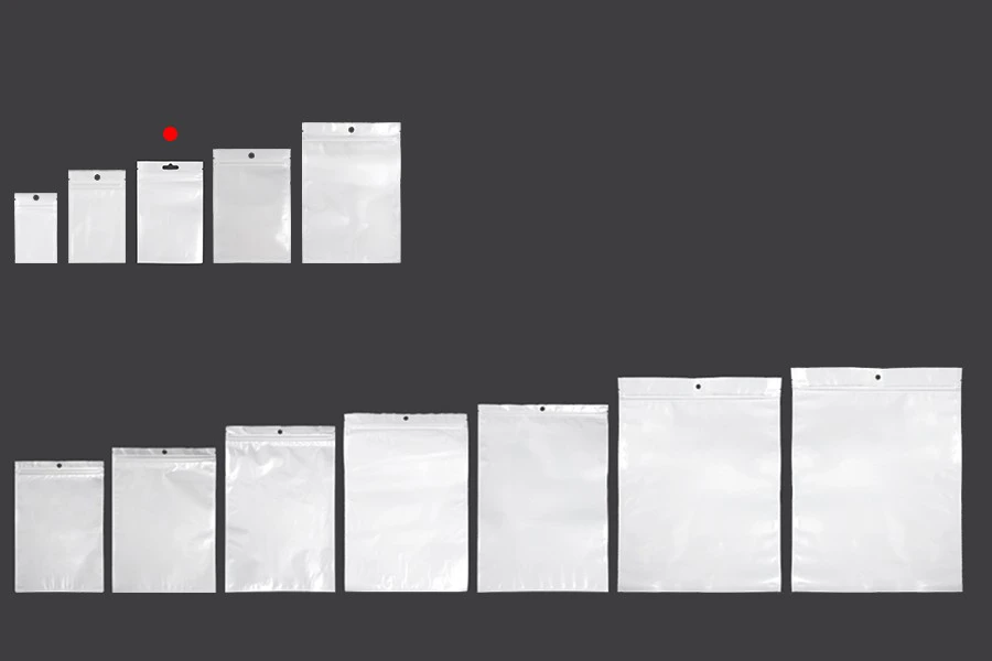 Σακουλάκια πλαστικά με κλείσιμο zip 90x140 mm, λευκή πίσω όψη και διάφανο μπροστά, με τρύπα και δυνατότητα σφράγισης με θερμοκόλληση - 100 τμχ Σακουλάκια πλαστικά με κλείσιμο zip 90x140 mm, λευκή πίσω όψη και διάφανο μπροστά, με τρύπα και δυνατότητα σφράγισης με θερμοκόλληση - 100 τμχ