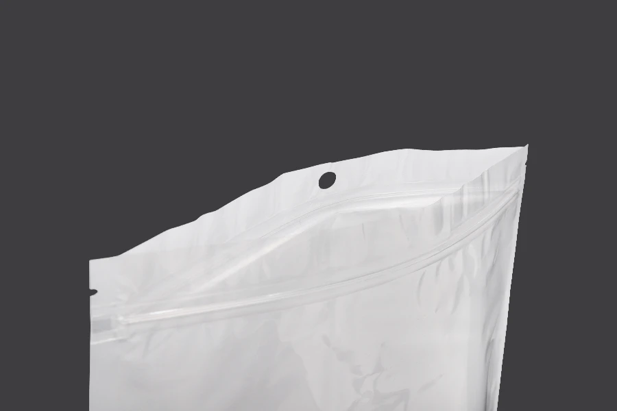 Σακουλάκια πλαστικά με κλείσιμο zip 160x240 mm, λευκή πίσω όψη και διάφανο μπροστά, με τρύπα και δυνατότητα σφράγισης με θερμοκόλληση - 100 τμχ Σακουλάκια πλαστικά με κλείσιμο zip 160x240 mm, λευκή πίσω όψη και διάφανο μπροστά, με τρύπα και δυνατότητα σφράγισης με θερμοκόλληση - 100 τμχ