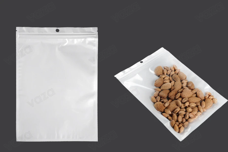 Σακουλάκια πλαστικά με κλείσιμο zip 180x260 mm, λευκή πίσω όψη και διάφανο μπροστά, με τρύπα και δυνατότητα σφράγισης με θερμοκόλληση - 100 τμχ-εικόνα_προϊοντική