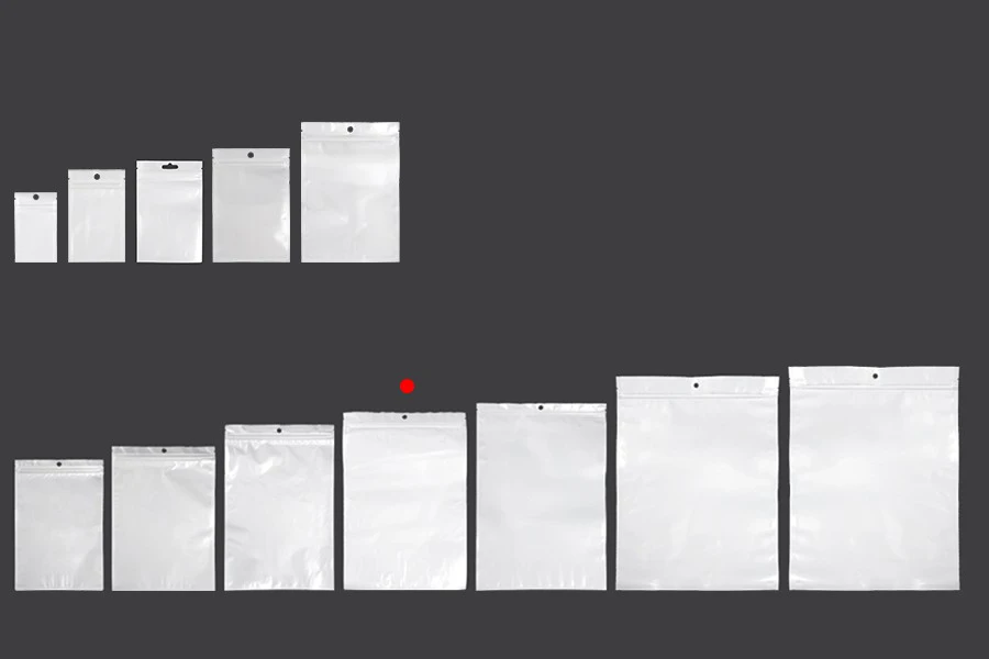Σακουλάκια πλαστικά με κλείσιμο zip 220x320 mm, λευκή πίσω όψη και διάφανο μπροστά, με τρύπα και δυνατότητα σφράγισης με θερμοκόλληση - 100 τμχ Σακουλάκια πλαστικά με κλείσιμο zip 220x320 mm, λευκή πίσω όψη και διάφανο μπροστά, με τρύπα και δυνατότητα σφράγισης με θερμοκόλληση - 100 τμχ