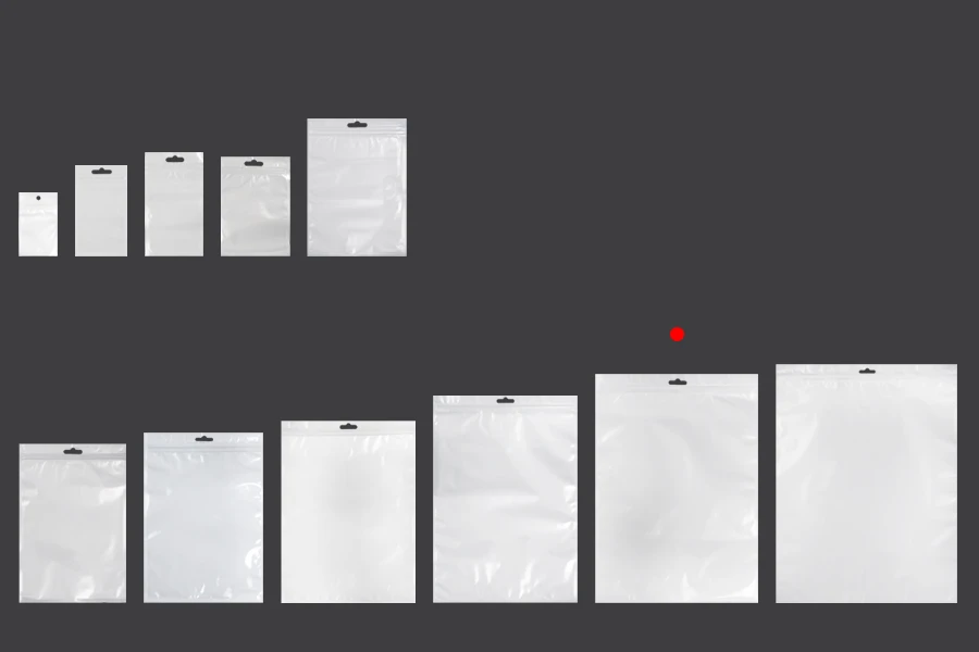 Σακουλάκια πλαστικά με κλείσιμο zip 250x350 mm, λευκή πίσω όψη, διάφανο μπροστά και τρύπα eurohole - 100 τμχ Σακουλάκια πλαστικά με κλείσιμο zip 250x350 mm, λευκή πίσω όψη, διάφανο μπροστά και τρύπα eurohole - 100 τμχ
