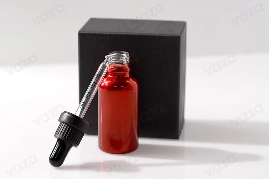 Γυάλινο μπουκαλάκι για αιθέρια έλαια 30 ml κόκκινο γυαλιστερό με στόμιο PP18 Γυάλινο μπουκαλάκι για αιθέρια έλαια 30 ml κόκκινο γυαλιστερό με στόμιο PP18-εικόνα_σύνθεση