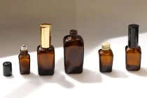 Μπουκαλάκι 100 ml για αιθέρια έλαια γυάλινο, καραμελέ (PP18) Μπουκαλάκι 100 ml για αιθέρια έλαια γυάλινο, καραμελέ (PP18)