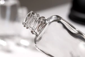 10ml Flasche für ätherische Öle aus Glas, transparent in ovaler Form (PP18)-5