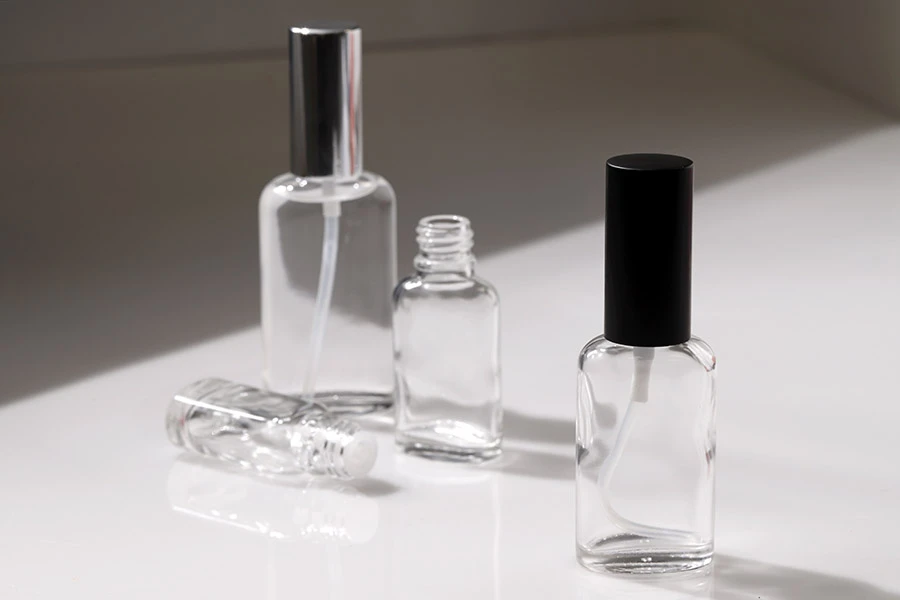 Μπουκαλάκι 10 ml για αιθέρια έλαια γυάλινο, διάφανο σε οβάλ σχήμα (PP18)