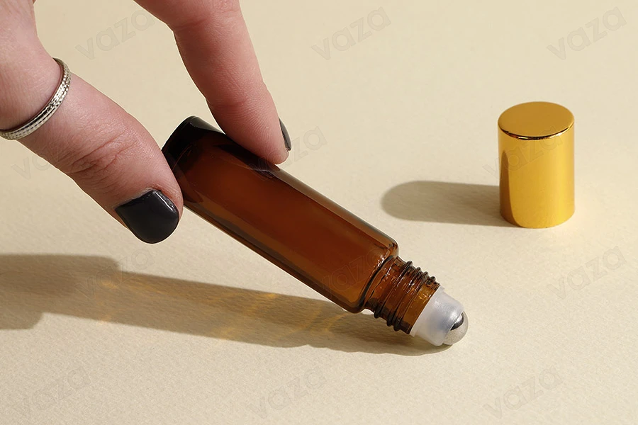 Μπουκαλάκι καραμελέ 10 ml γυάλινο με καπάκι και μεταλλική μπίλια roll on - 6 τμχ Μπουκαλάκι καραμελέ 10 ml γυάλινο με καπάκι και μεταλλική μπίλια roll on - 6 τμχ-εικόνα_σύνθεση