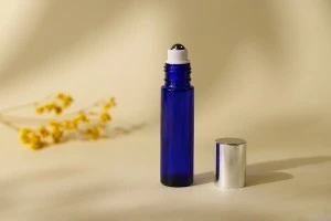 Flacon bleu en verre de 10 ml avec bouchon et bille métallique roll on - 6 pcs-3
