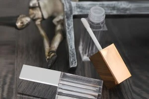 Etui en acrylique pour gloss à lèvres de 4 ml avec couvercle et égouttoir-6