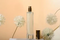 Γυάλινη φιάλη αρωμάτων (15/400) 50 ml κυλινδρική Γυάλινη φιάλη αρωμάτων (15/400) 50 ml κυλινδρική