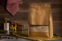Σακουλάκια κραφτ τύπου Doy Pack, με κλείσιμο "zip", βαλβίδα και παράθυρο, εσωτερική και εξωτερική διάφανη επένδυση και δυνατότητα σφράγισης με θερμοκόλληση 200x80x300 mm - 50 τμχ