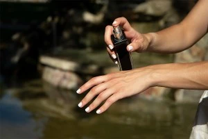100ml stylish black cream bottle with dispenser pump and cap-6