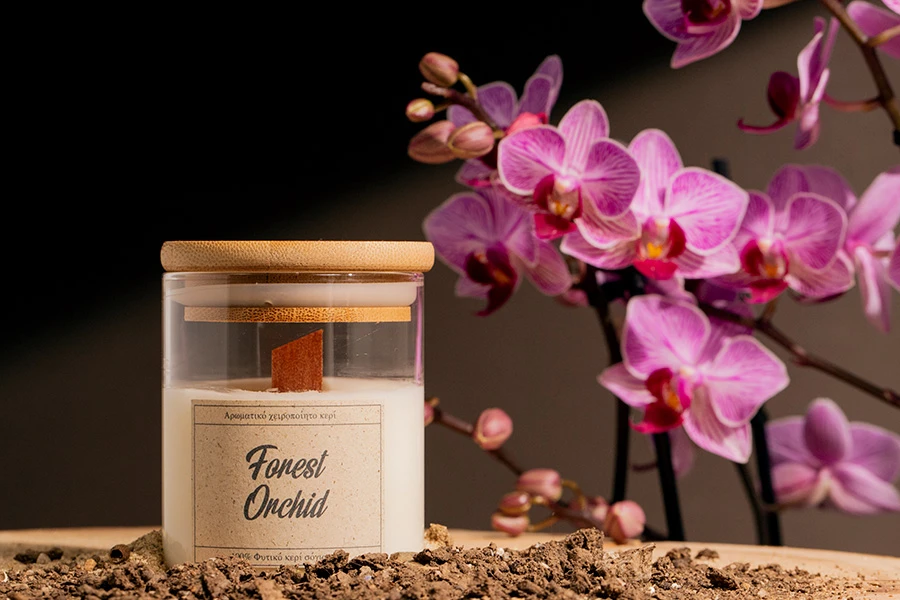 Forest Orchid Αρωματικό κερί σόγιας με ξύλινο φυτίλι (110gr)