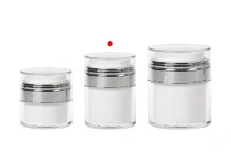 Βαζάκι airless ακρυλικό 30 ml με διάφανο καπάκι