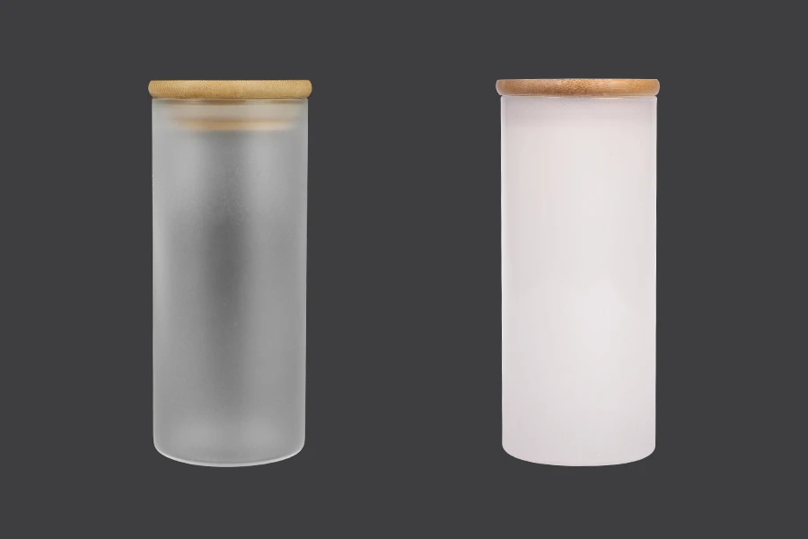 Βαζάκι γυάλινο 65x150 mm με ξύλινο καπάκι σε διάφορα χρώματα