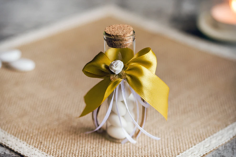 Éprouvette en verre avec liège pour bonbonnière Tubes en verre avec bouchon pour mariage - baptême Éprouvette en verre avec liège pour bonbonnière Tubes en verre avec bouchon pour mariage - baptême